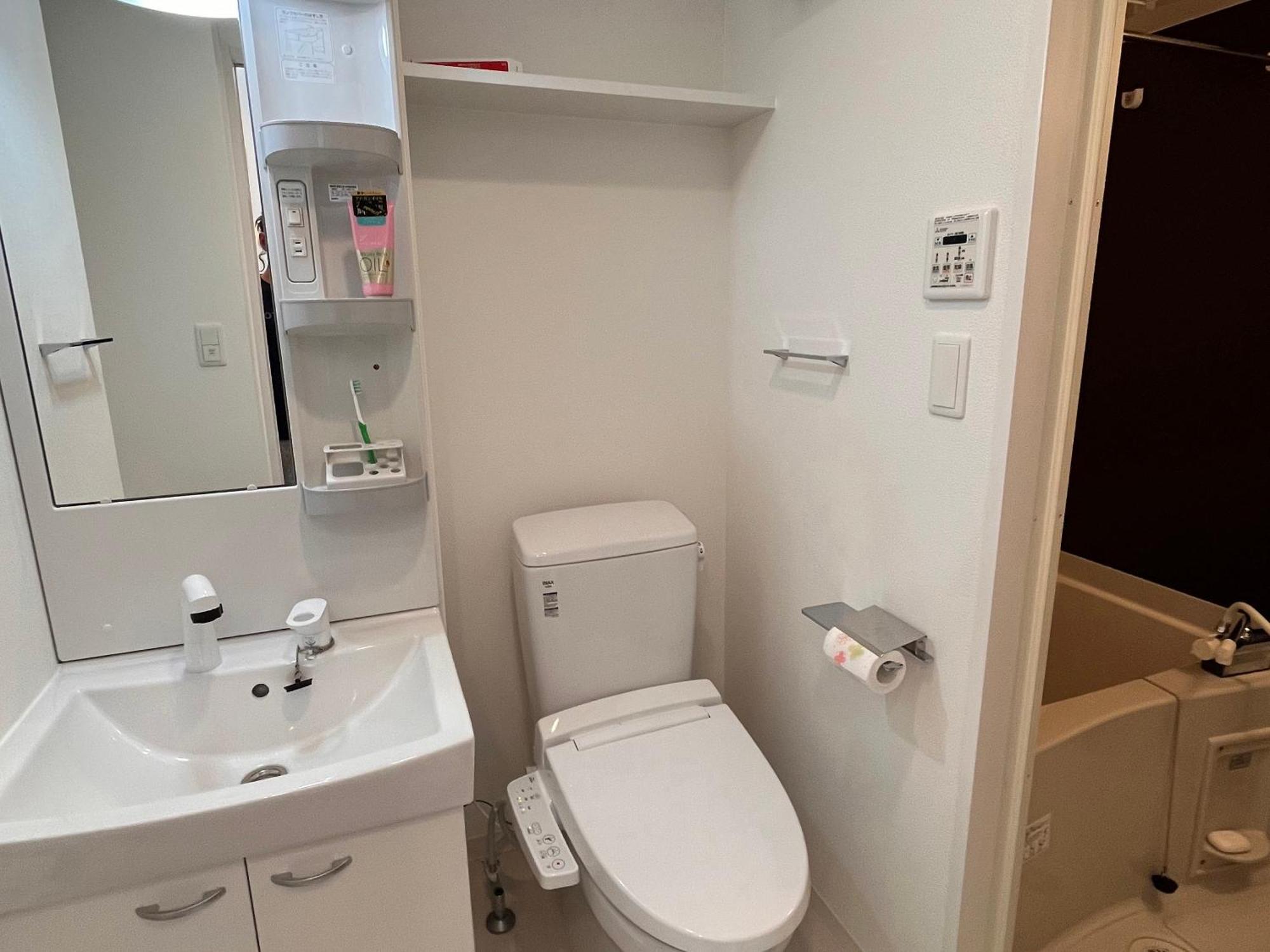 R Guest House Osaka Dış mekan fotoğraf